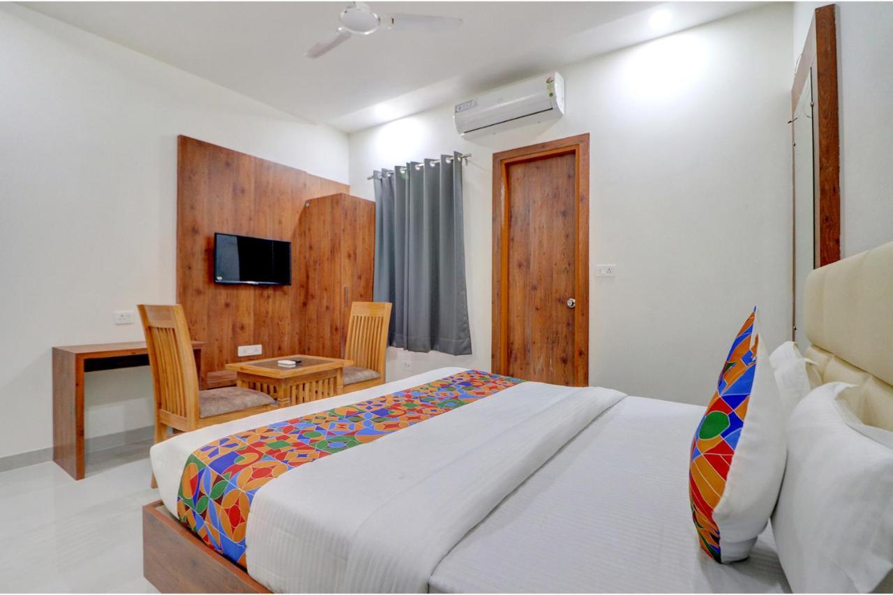 Fabexpress The Regalia Hotel Lucknow