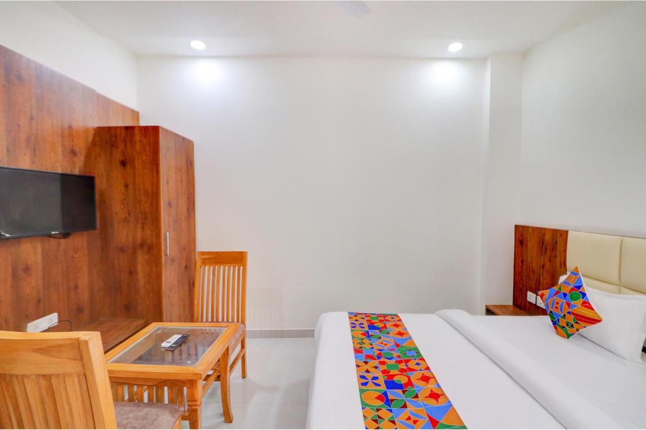 Fabexpress The Regalia Hotel 3*